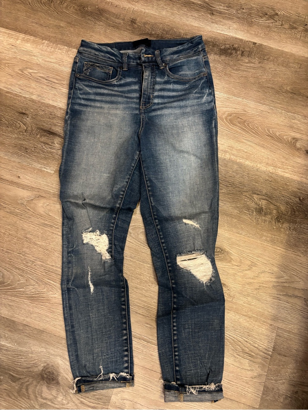 Buckle Women's Distressed Dark Blue Skinny Jeans